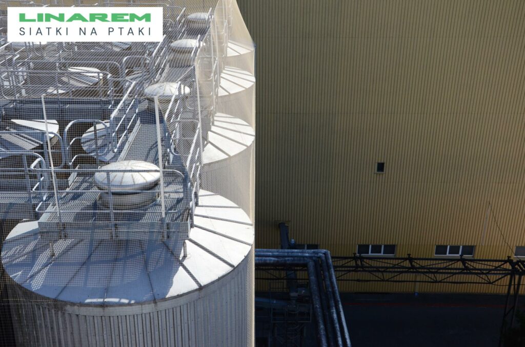 ochrona zakladu przed ptakami sierpc, montaz siatek na ptaki, zabezpieczenie hali przemyslowej