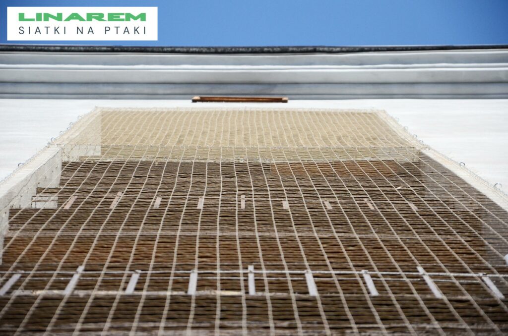 siatki przeciw ptakom krakow, zabezpieczenie balkonow siatka, montaz siatek sobieskiego 10