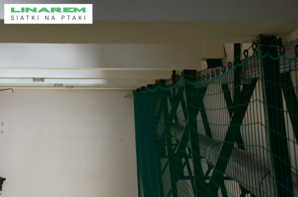 zielona siatka pilkochwyt bochnia, siatki przemyslowe montaz, montaz pilkochwytow bochnia